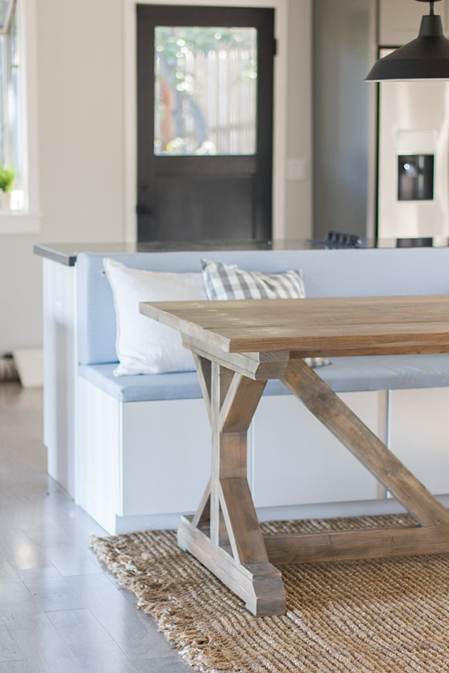 How To Build A Dining Table With Reclaimed Materials How Tos Diy